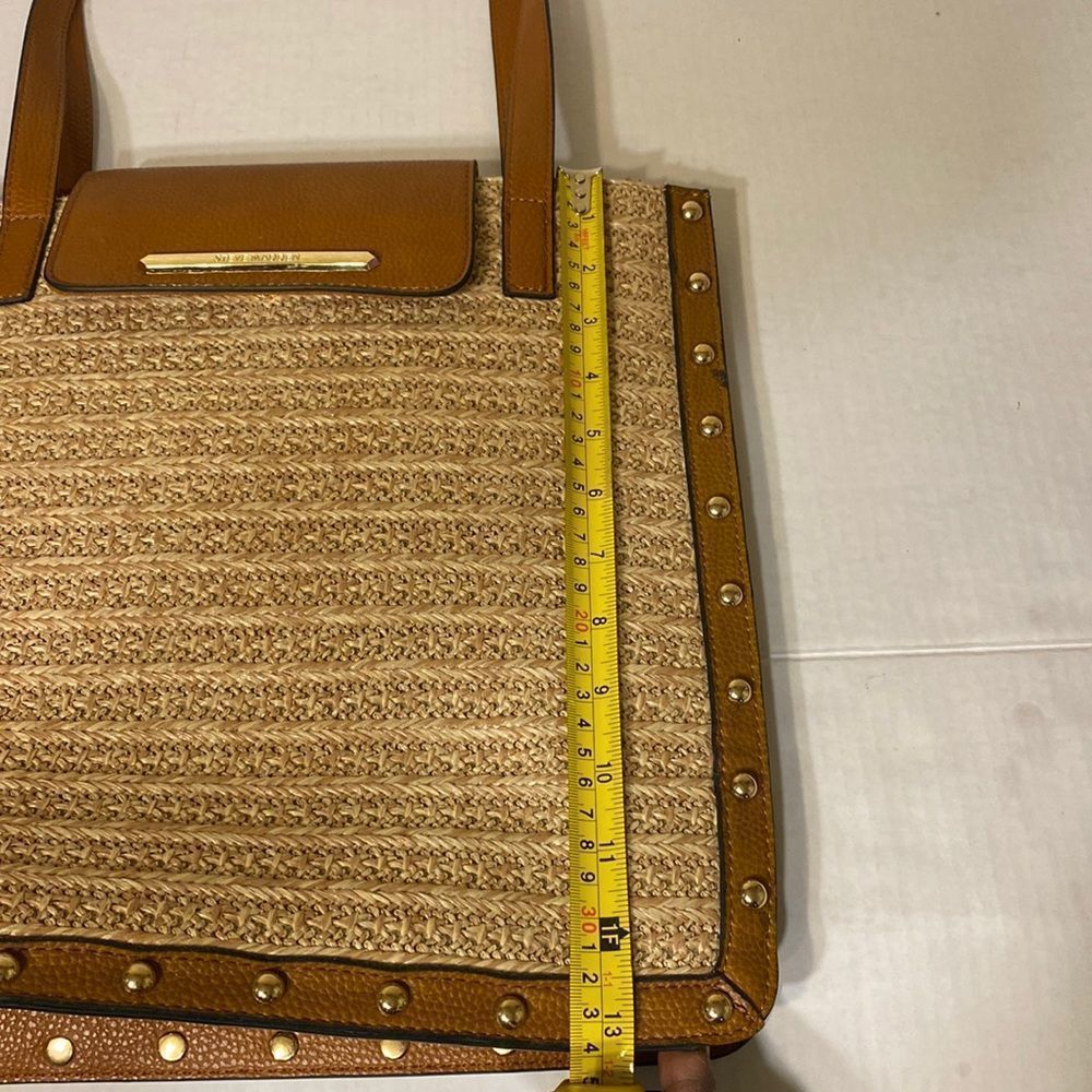 STEVE MADDEN STRAW WOVEN BROWN TOTE - Picture 13 of 15